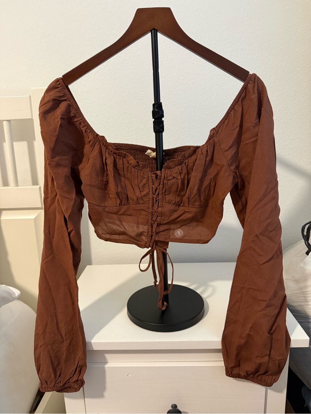 La Hearts Chestnut Brown Peasant Crop Blouse
